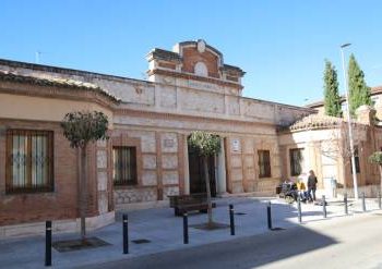 El proyecto de reforma del Centro Social de la calle Cifuentes requerirá de una inversión de casi 2 millones de euros y 10 meses para la ejecución de las obras