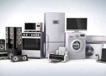 ‘El taller itinerante repara, reutiliza, recicla tus aparatos eléctricos y electrónicos’ en Guadalajara