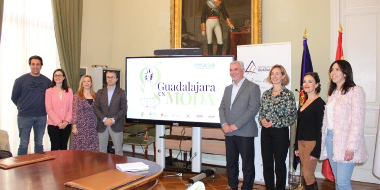 Guadalajara se viste de moda con la llegada del evento 'Guadalajara es Moda' al Palacio Ducal de Pastrana el 25 de marzo