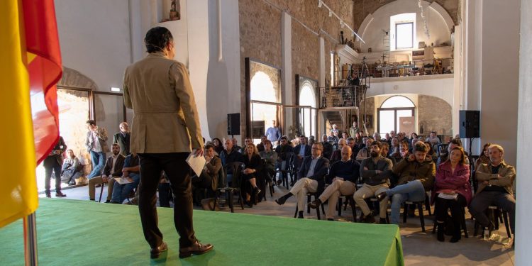 Vox, si somos la llave para gobernar pedimos Agricultura