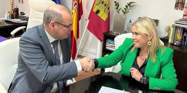 La Alcaldesa de El Casar anuncia la implantación de una Comunidad Energética Local Solar