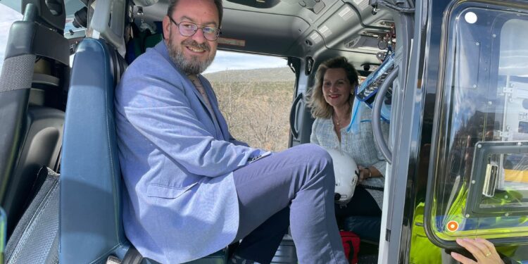 SESCAM amplía su red de transporte sanitario aéreo con la incorporación de la helisuperficie de Campillo de Ranas, la más extensa de Europa