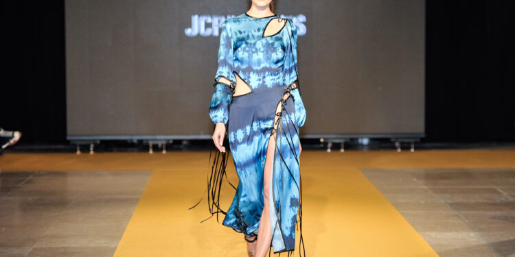 Guadalajara es Moda: Primer desfile provincial de moda en el Palacio Ducal de Pastrana