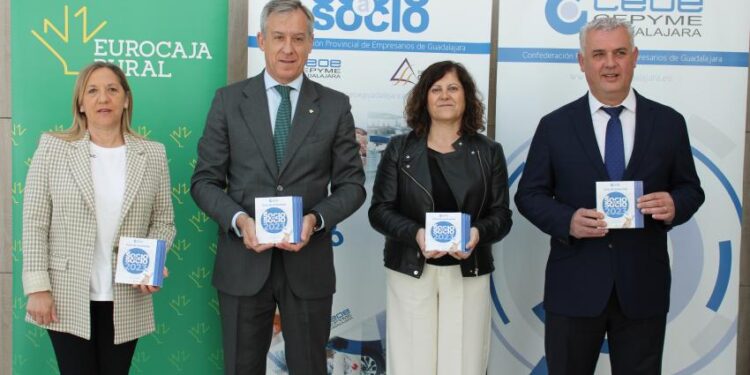 CEOE-CEPYME Guadalajara y Diputación Provincial presentan la 16ª edición de la guía de empresas de Socio a Socio 2023 en Guadalajara