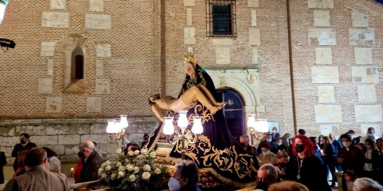 Semana Santa en Cabanillas del Campo: actos religiosos en la parroquia de San Pedro y San Pablo