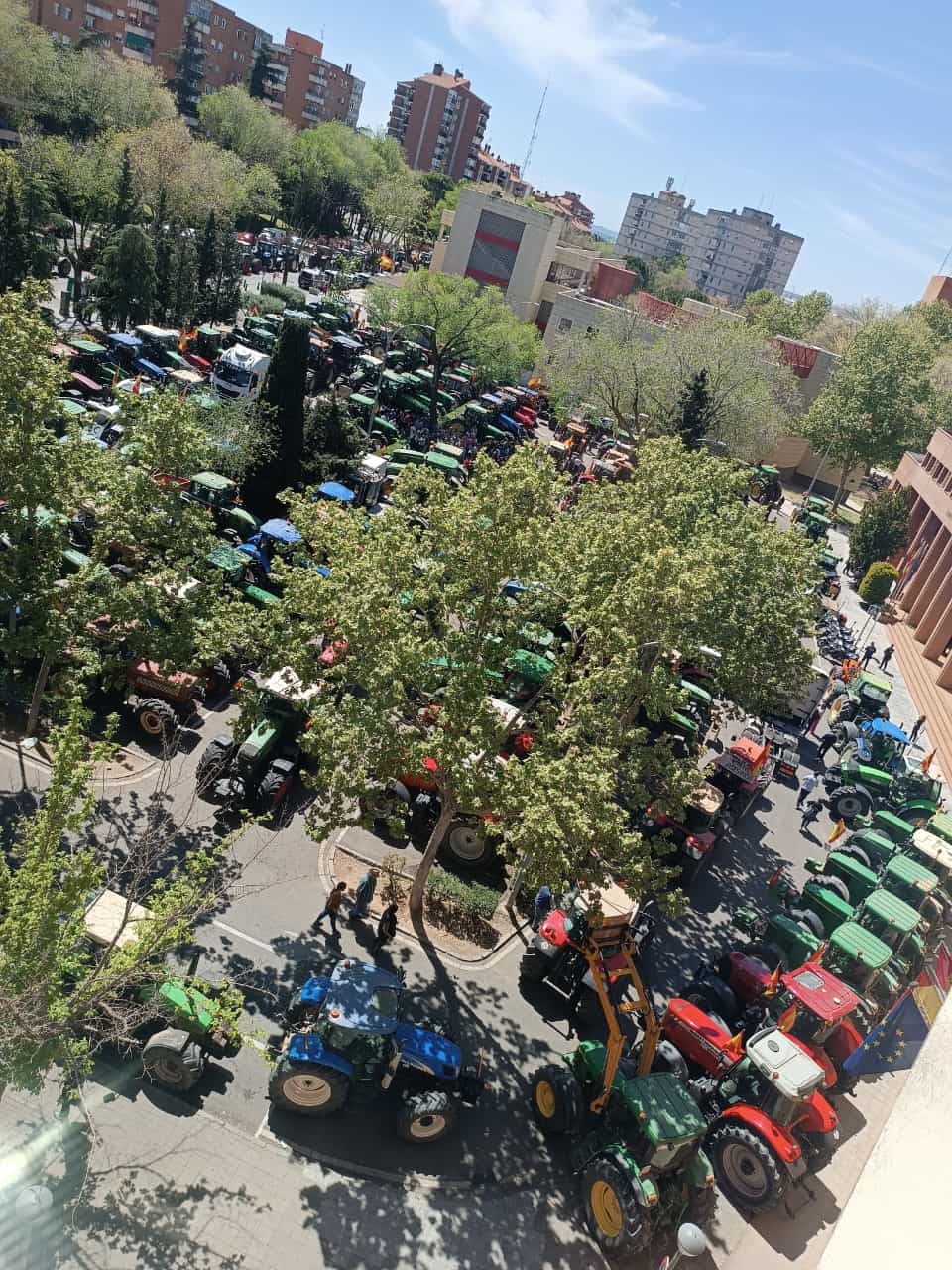 Tractores en Guadalajara: Se colapsa la ciudad con una masiva protesta de agricultores y ganaderos contra la Agenda 2030