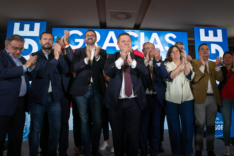 Emiliano García-Page obtiene la mayoría absoluta para gobernar la región durante cuatro años más