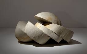 Exposición de Alberto Bañuelos: Descubriendo formas ocultas en piedra en el Museo Francisco Sobrino