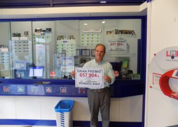 Dos afortunados ganadores de la Lotería Primitiva en La Línea de la Concepción y Guadalajara