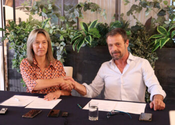 PP y Vox firman acuerdo programático para gobernar Guadalajara con el lema 'Reiniciar Guadalajara'