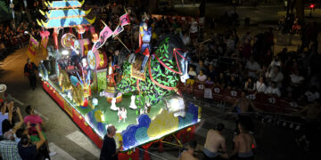 46º Desfile de Carrozas de las Peñas Públicas de Azuqueca de Henares: Fiesta de Interés Turístico Regional