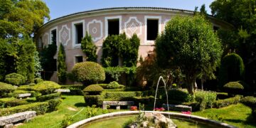 Castilla Termal Brihuega: El Nuevo Hotel Cinco Estrellas en un Edificio Histórico de Guadalajara
