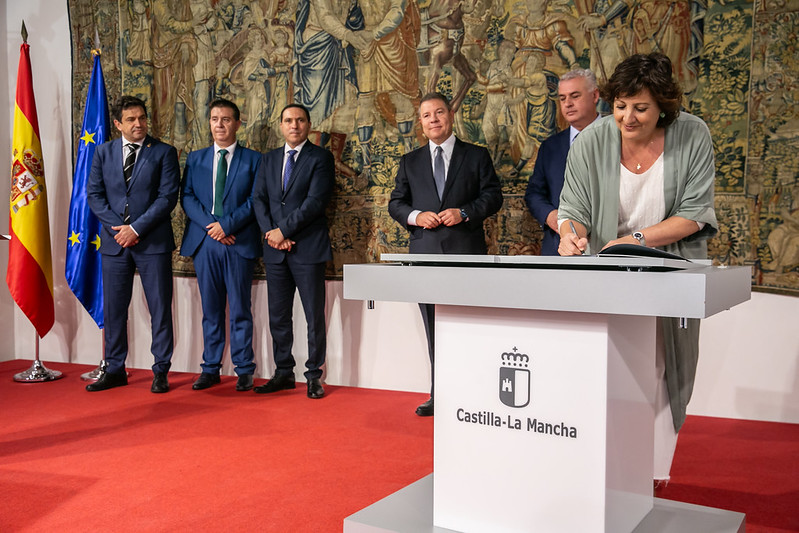 El Gobierno de Castilla-La Mancha Destina 73 Millones de Euros para Impulsar el Empleo en Colaboración con Diputaciones Provinciales