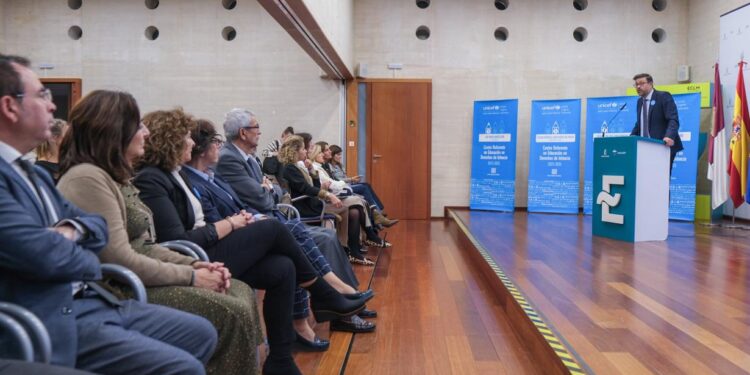 Quince Centros Reconocidos por UNICEF en Castilla-La Mancha por su Compromiso con los Derechos de la Infancia y Ciudadanía Global