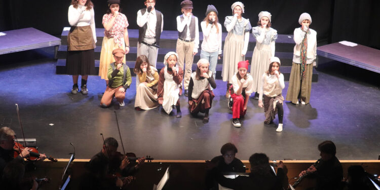 La Gala Lírica de Navidad en Cabanillas del Campo Deslumbra con un Espectáculo de Ópera y Zarzuela de Alto Nivel