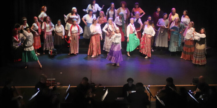 La Gala Lírica de Navidad en Cabanillas del Campo Deslumbra con un Espectáculo de Ópera y Zarzuela de Alto Nivel