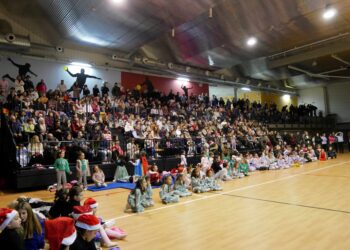Certamen de Danza en Yebes-Valdeluz Atrae a una Gran Audiencia con más de 140 Alumnos y Alumnas en Escena