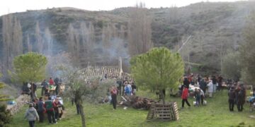 ¡Vive la Tradición! Celebración de San Antón y San Sebastián en Pastrana