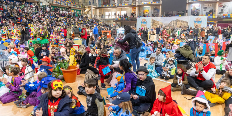 Concurso de disfraces de Carnaval 2024 en Guadalajara: Alta participación y creatividad desbordante