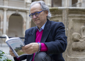 'El Camino del Mar' de Alfredo Álvarez: Una Mirada a la Vida a Través de Relatos