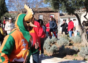 Resurge la Botarga de Iriépal en una Colorida Celebración de San Blas: Tradición y Alegría en Guadalajara