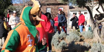 Resurge la Botarga de Iriépal en una Colorida Celebración de San Blas: Tradición y Alegría en Guadalajara