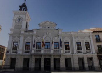 El Ayuntamiento de Guadalajara participa en esta iniciativa global para concienciar sobre la degradación ambiental y promover el ahorro energético