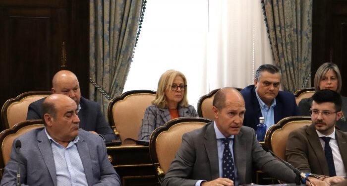 El PP de la Diputación saca adelante una moción de apoyo a las centrales nucleares, pese a la abstención del PSOE