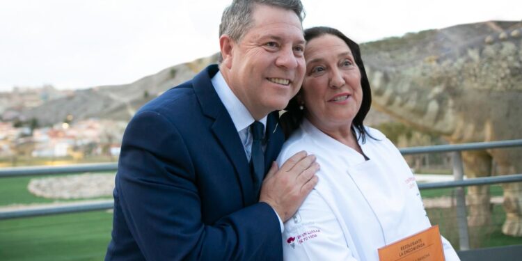 Emiliano García-Page Celebra un Año de la Cátedra de Gastronomía: Impulso al Turismo en Castilla-La Mancha