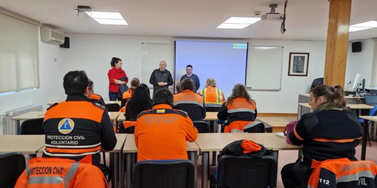 Voluntarios de Protección Civil se preparan para atender múltiples víctimas en emergencias