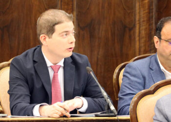 VOX propone asesor energético en Guadalajara: PSOE rechaza iniciativa