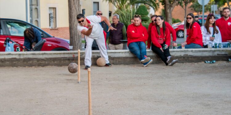 María Mateo, Joven Actriz y Dramaturga, Pregonó el Inicio de las Fiestas en Honor al Cristo de la Esperanza 2024 en Marchamalo