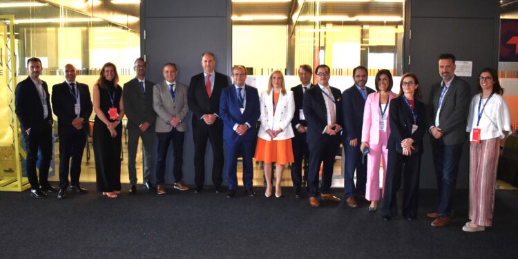 Castilla-La Mancha Lidera la Transformación Digital en España: Creación de la Agencia de Transformación Digital con 600 Expertos