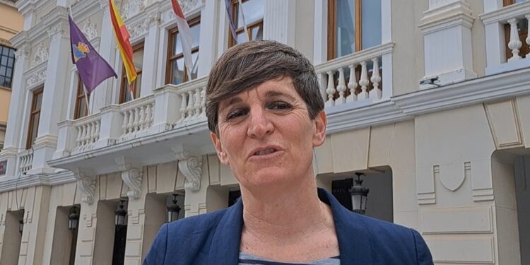 Aike señala la falta de rigor y planificación económica del Partido Popular y Vox