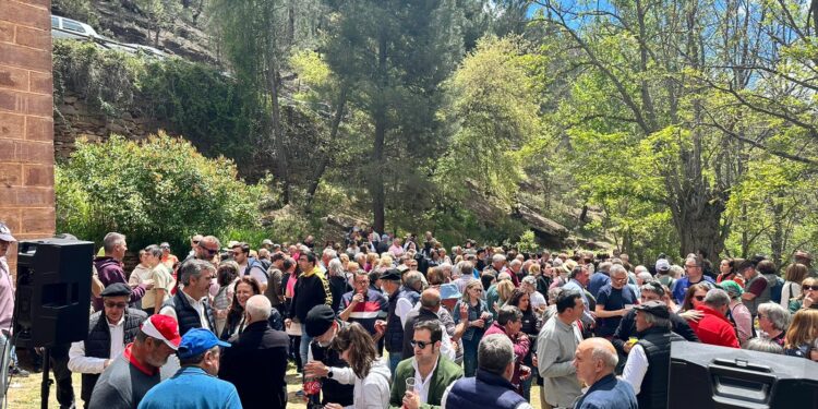Romería de la Virgen de Montesinos en Cobeta 2024: Tradición y Devoción