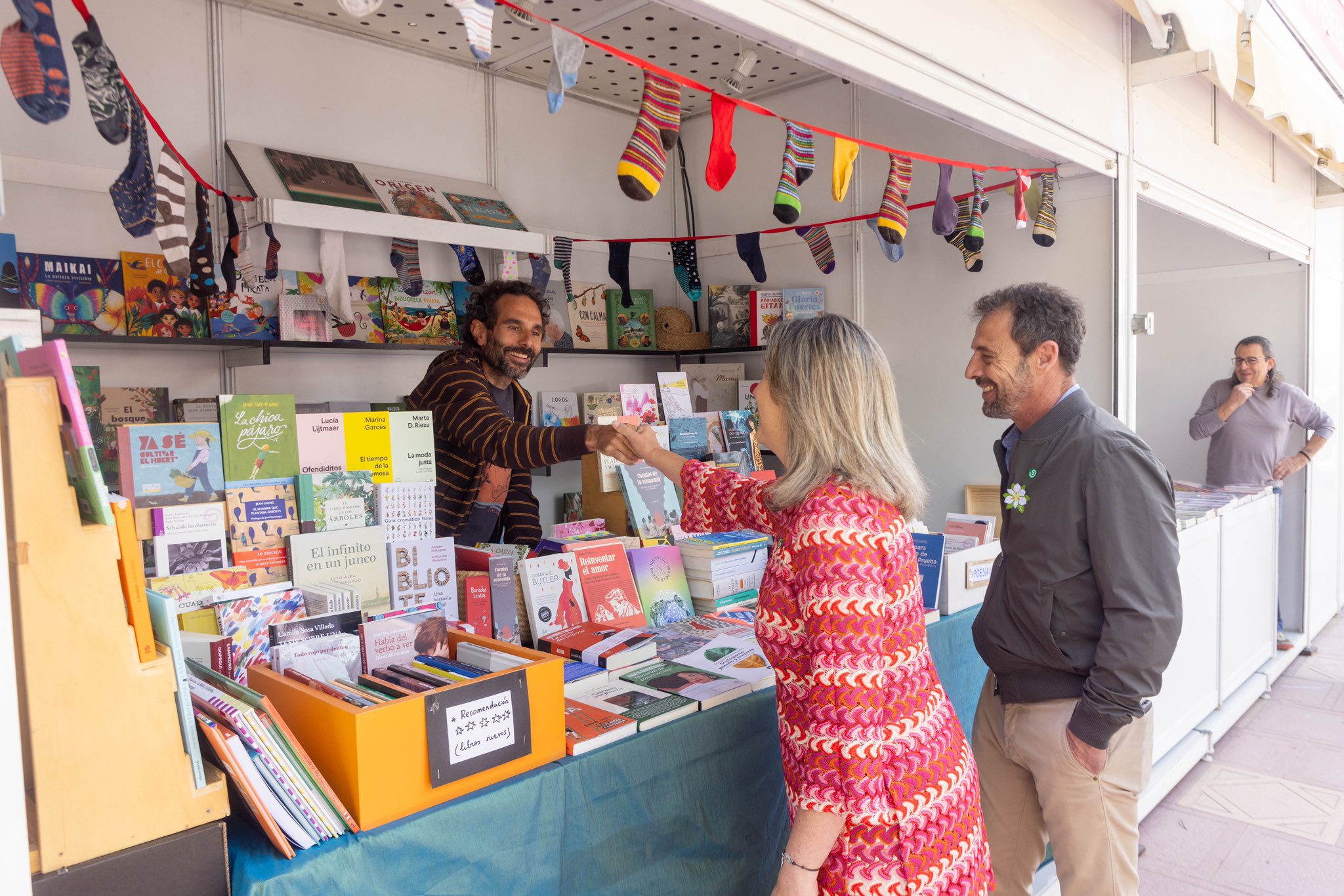 ¡Explora la Magia de la Literatura en la Feria del Libro de Guadalajara 2024 en La Concordia!