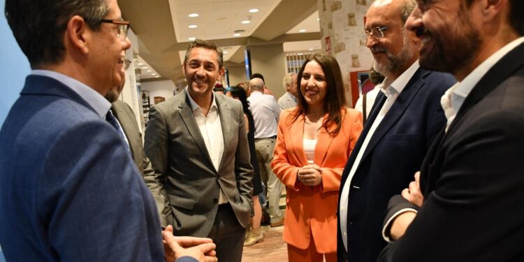 Castilla-La Mancha Impulsa su Crecimiento Industrial bajo el Gobierno de García-Page: Nuevos Avances y Políticas Estratégicas