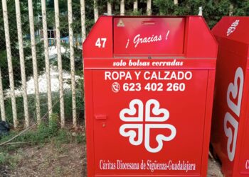 Reciclamoda amplía su red con tres nuevos contenedores de recogida de ropa en El Corredor del Henares"