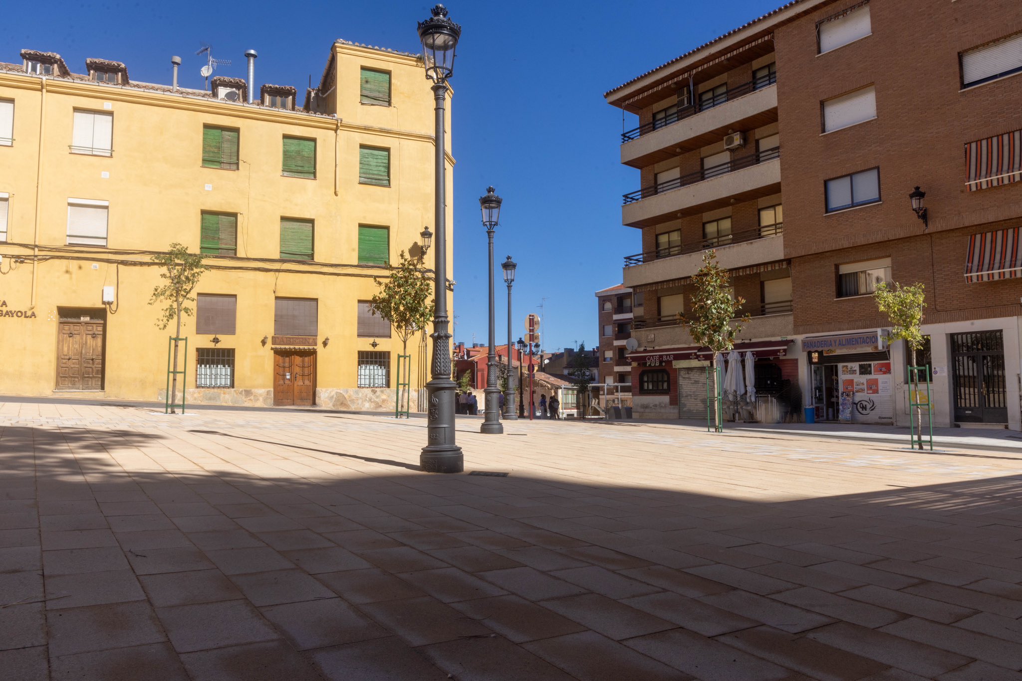 Inauguración de las Plazas Prim y San Esteban en Guadalajara: Remodelación Concluida con Fondos Next Generation