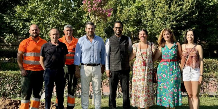 Guadalajara se Une a la Campaña Internacional #Plant4Mother con la Plantación de un Árbol Júpiter en el Parque Adoratrices