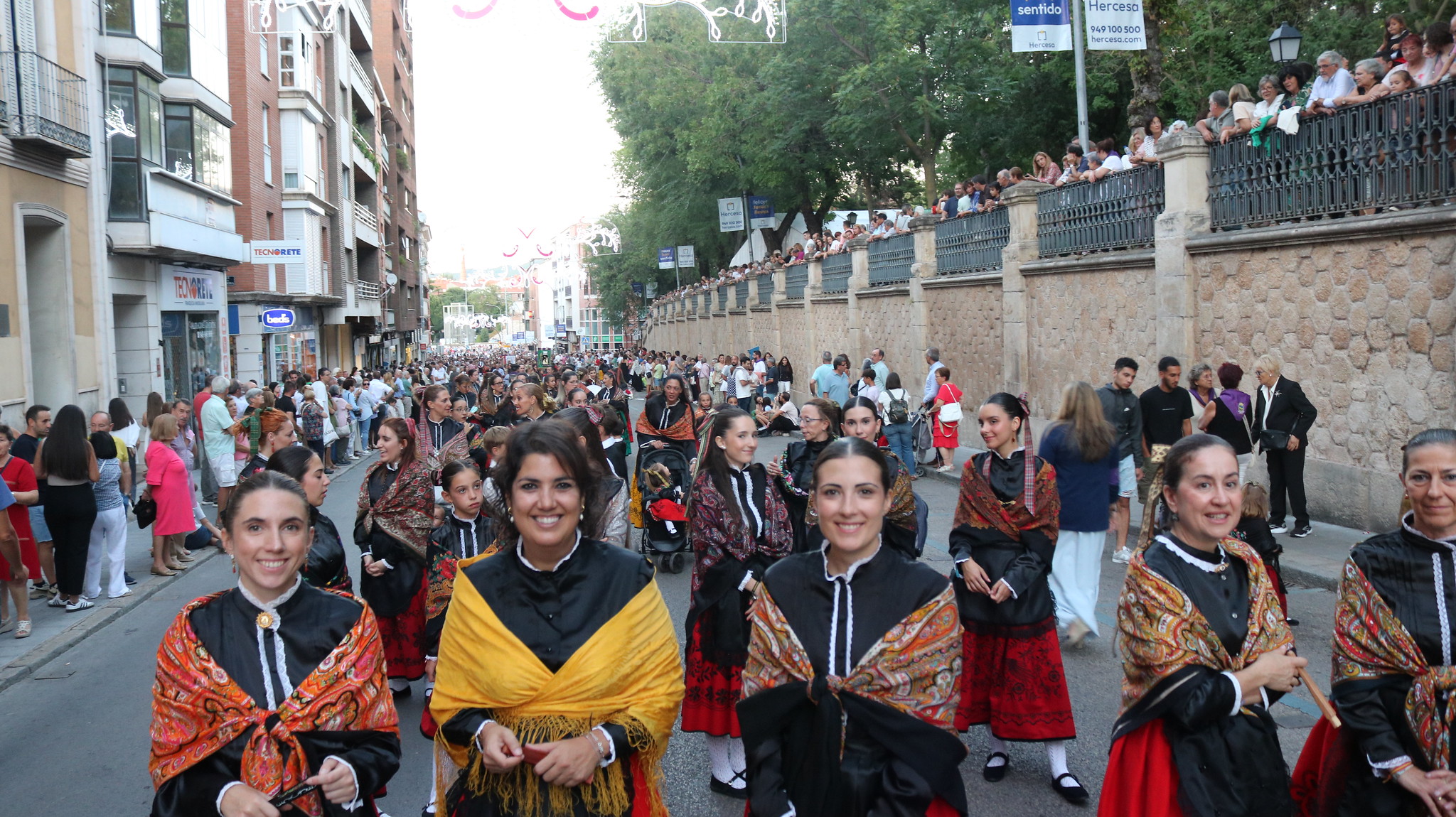 Guadalajara Rinde Homenaje a la Virgen de la Antigua con una Procesión Tradicional y Multitudinaria