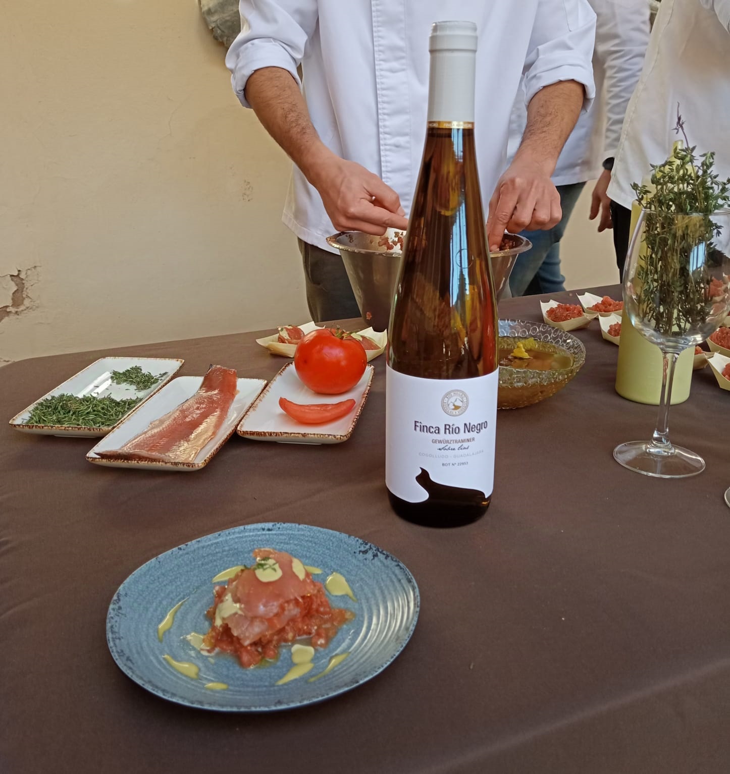 Adrián Romanillos representa a Guadalajara en la Gastro Experiencia Culinaria de Cuenca con sabores tradicionales