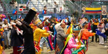 La III Fiesta Intercultural de Marchamalo reúne a 12 países con música, folclore y gastronomía