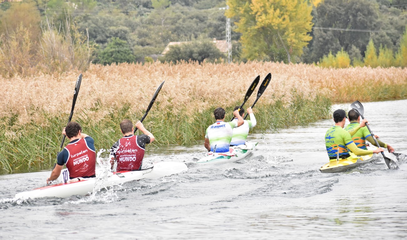 Trofeo Puente Romano en Auñón: Una Fiesta del Piragüismo en el Río Tajo