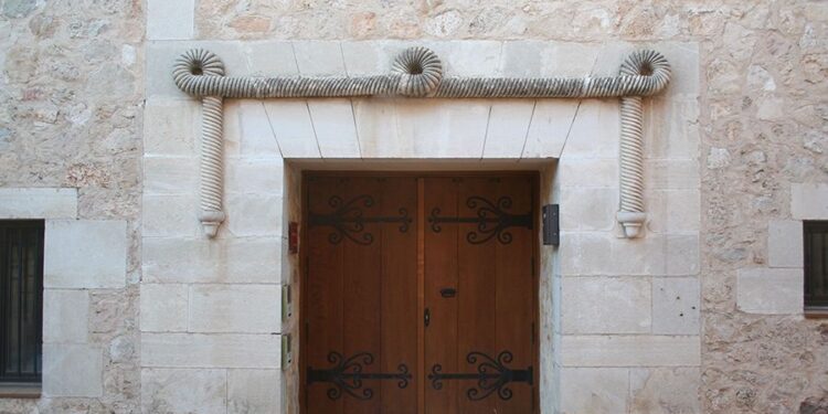 La Posada del Cordón de Atienza: Un Viaje al Pasado con las “Tablillas de Difuntos”