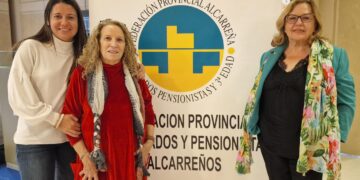 Castilla-La Mancha aprueba 65 proyectos para personas mayores con un aumento de ayudas IRPF a 2,4 millones