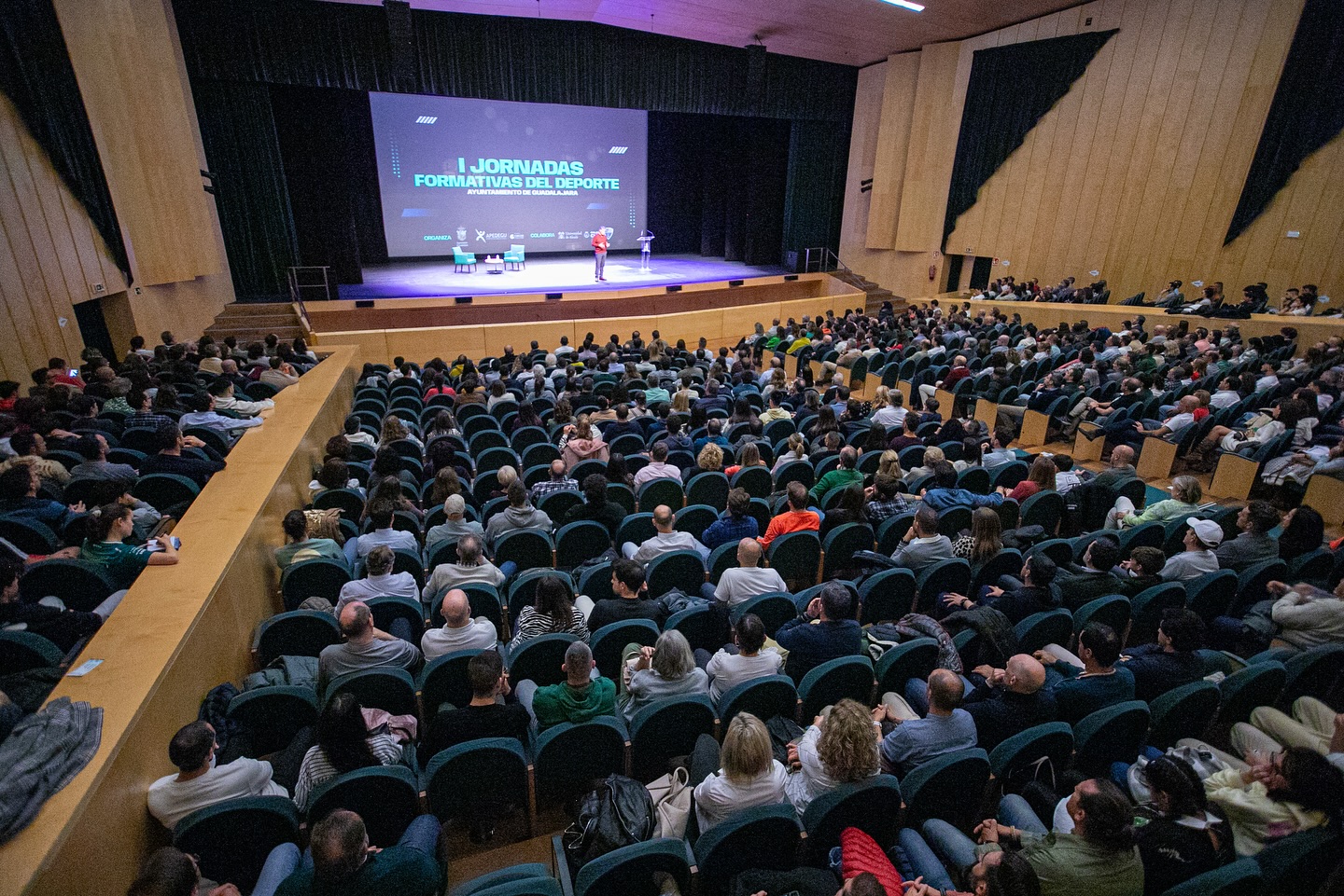 Toni Nadal clausura las I Jornadas Formativas del Deporte en Guadalajara con una inspiradora lección sobre superación y disciplina