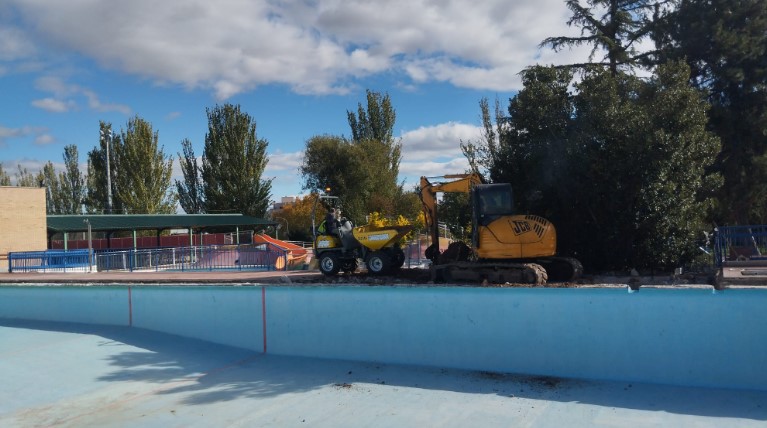 Azuqueca de Henares inicia obras de reparación y mejora en la piscina municipal