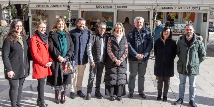 Feria Navideña del Regalo Artesano en Guadalajara: ¡Descubre los Regalos Únicos hasta el 5 de Enero!