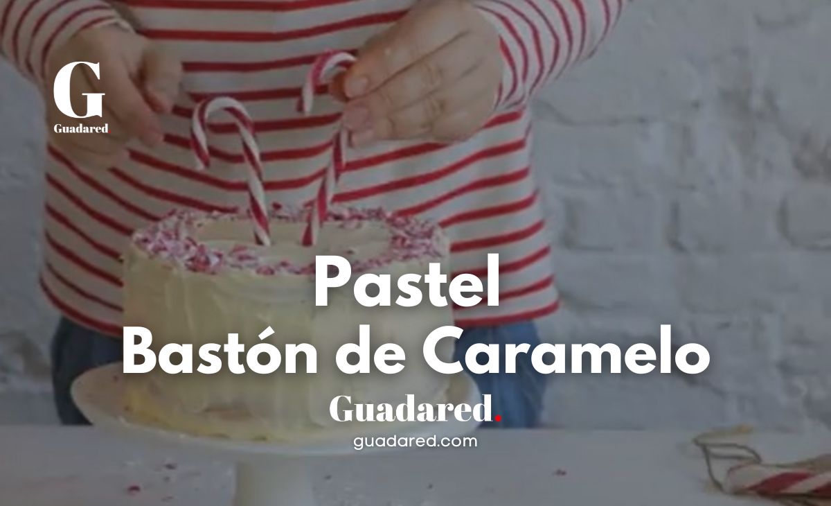 Receta de Pastel Navideño de Bastón de Caramelo